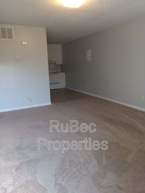 Coming Soon! 2 bedroom Apartment on one level property image