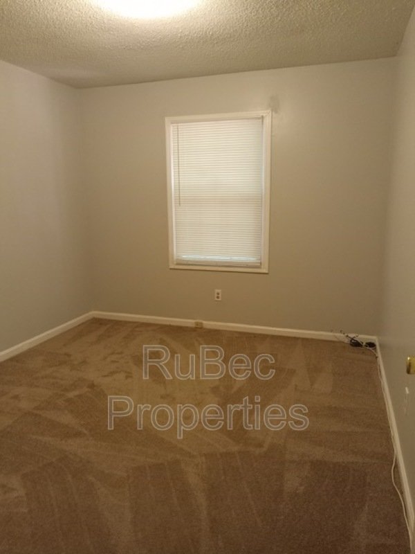 Coming Soon! 2 bedroom Apartment on one level property image