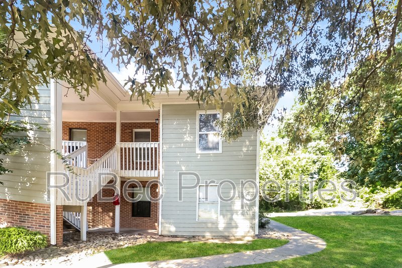 MOVE IN SPECIAL! $500 OF SECOND FULL MONTH!! property image