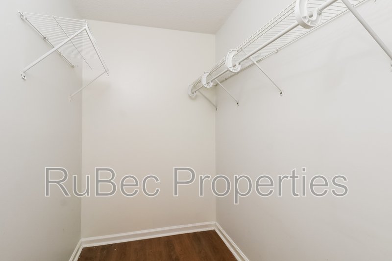 MOVE IN SPECIAL! $500 OF SECOND FULL MONTH!! property image