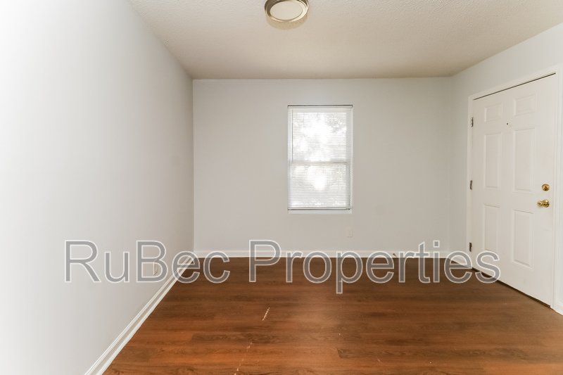 MOVE IN SPECIAL! $500 OF SECOND FULL MONTH!! property image