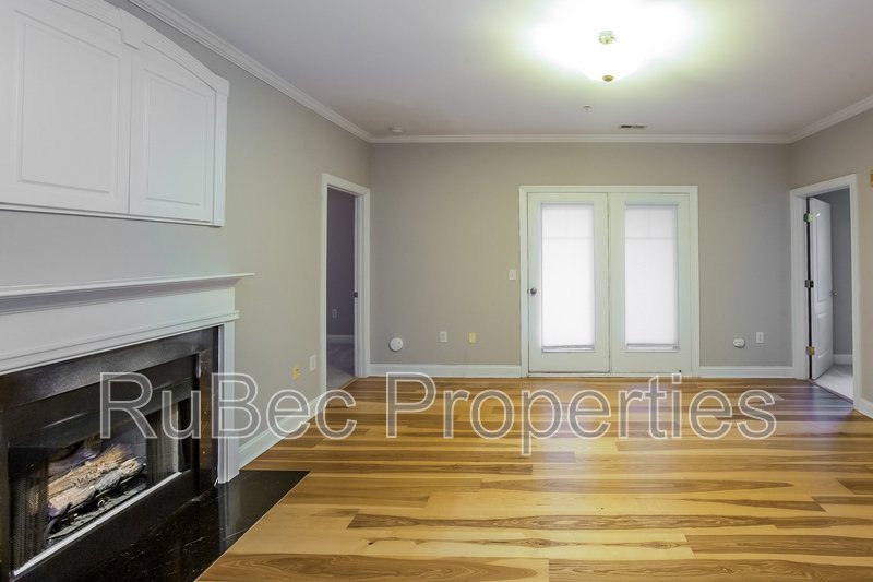 Live in the Heart of Historic Dilworth – Walkable, Stylish & Full of Charm!  ⭐️MOVE IN SPECIAL $500 OFF FIRST FULL MONTH💰⭐️🗝️ property image