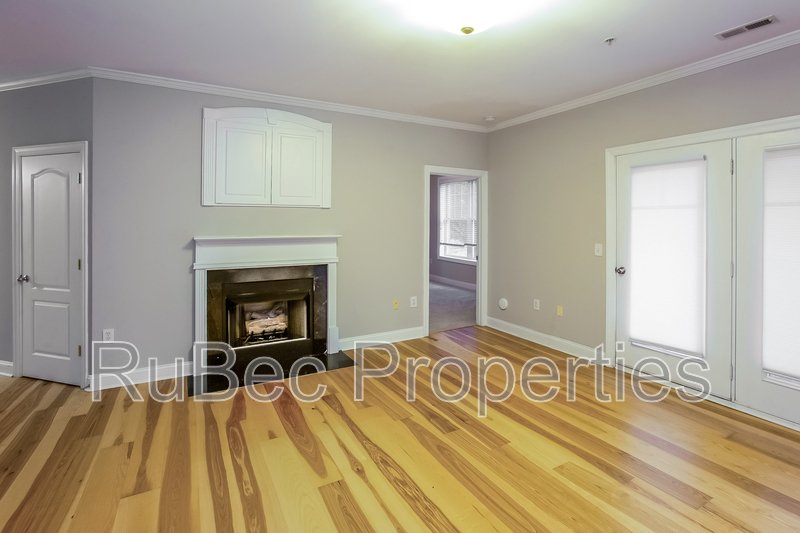 Live in the Heart of Historic Dilworth – Walkable, Stylish & Full of Charm!  ⭐️MOVE IN SPECIAL $500 OFF FIRST FULL MONTH💰⭐️🗝️ property image