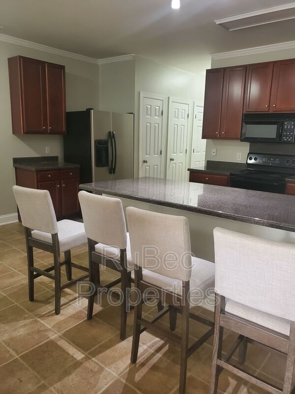 Coming Soon! Lake-area living, 2 Bedroom Apartment property image