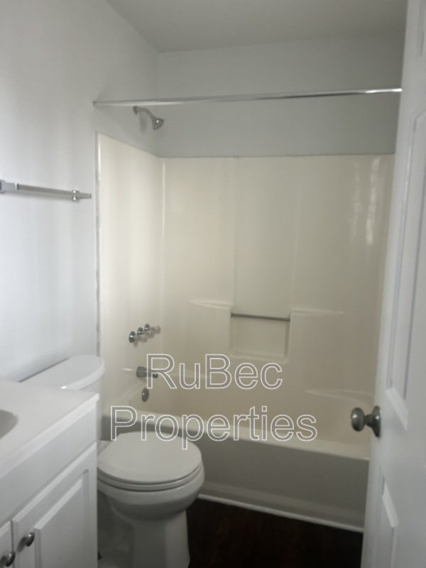 MOVE IN SPECIAL $500 OF SECOND FULL MONTH!! property image