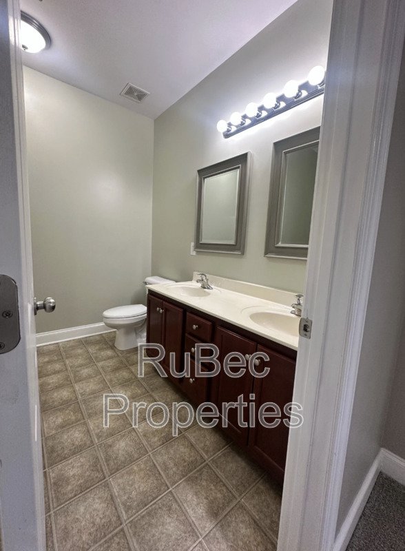 Lake-area living, 2 Bedroom Apartment- Coming soon property image