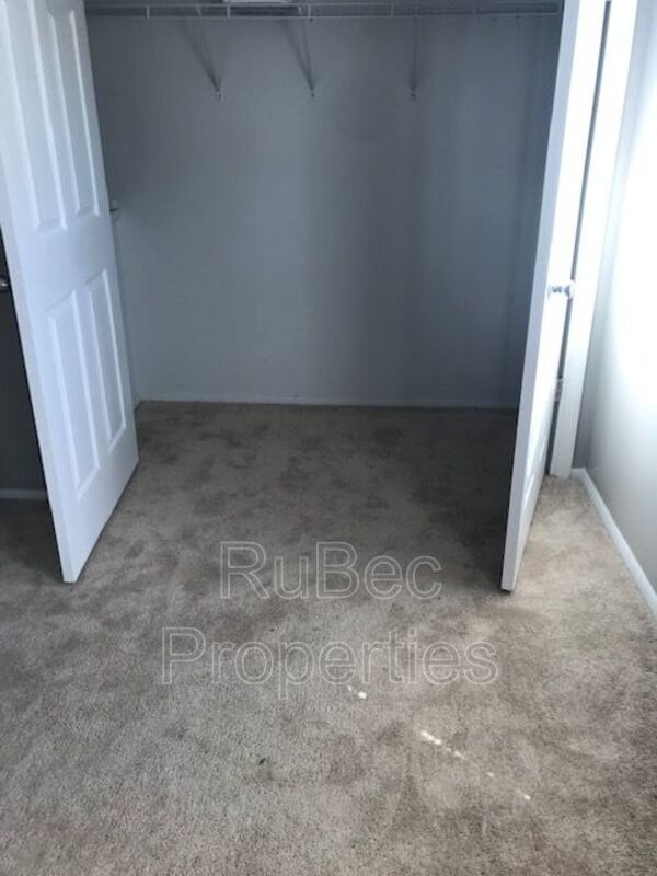 Coming Soon! Three Bedroom Townhome!! property image