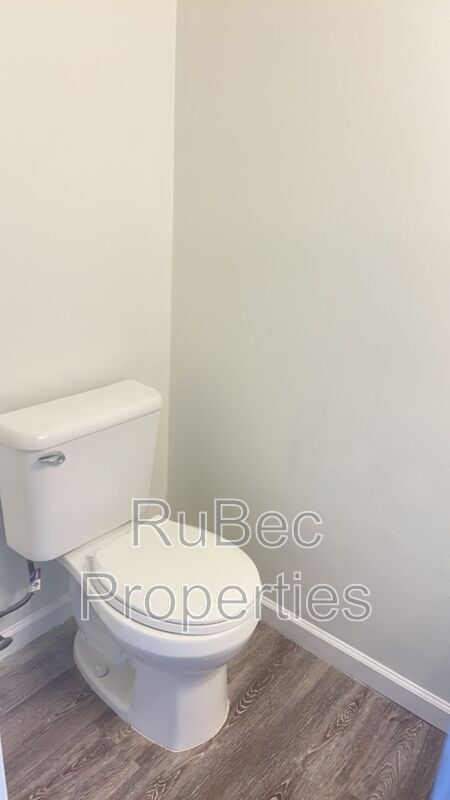 Coming Soon! Three Bedroom Townhome!! property image