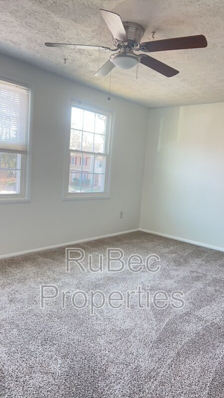 Coming Soon! Three Bedroom Townhome!! property image