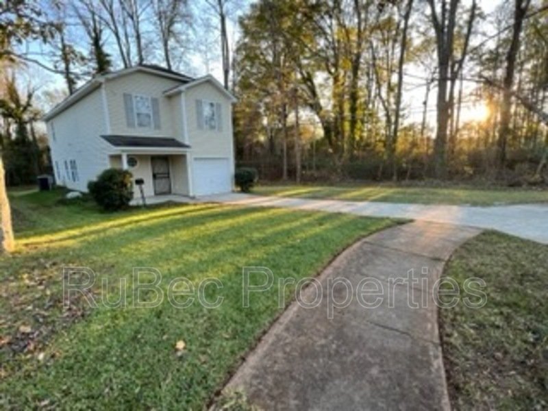 Coming Soon! 4 Bedroom Single Family Home property image