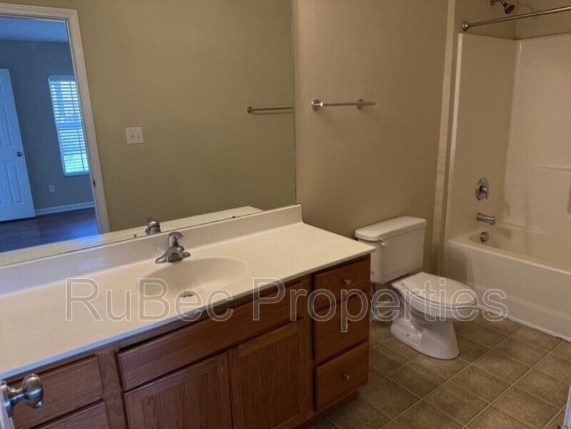 3 Bedroom Townhouse Available Now! property image