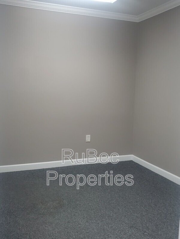 PROFESSIONAL OFFICE SUITE-3 OFFICE SPACES & RECEPTION AREA property image