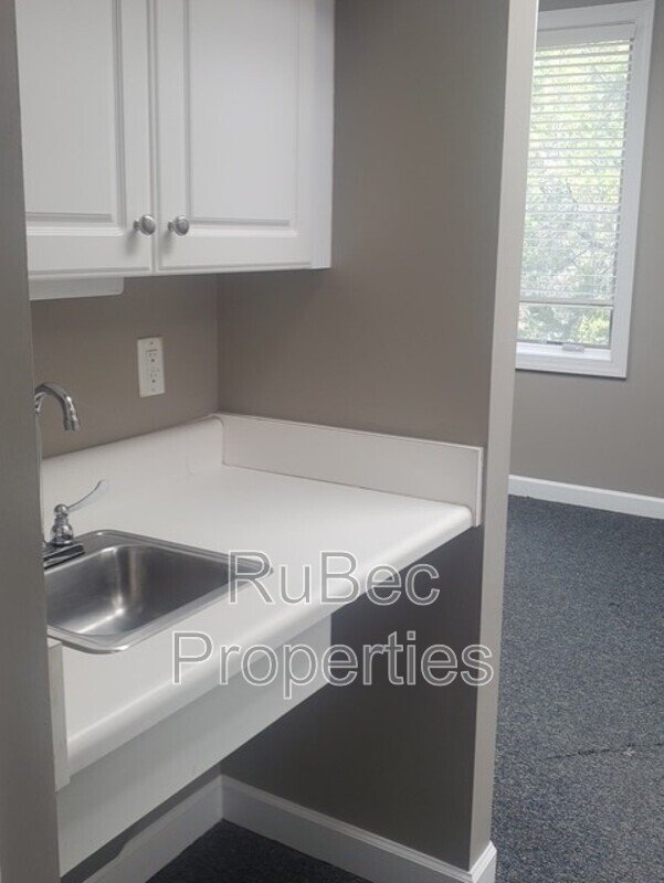 PROFESSIONAL OFFICE SUITE-3 OFFICE SPACES & RECEPTION AREA property image