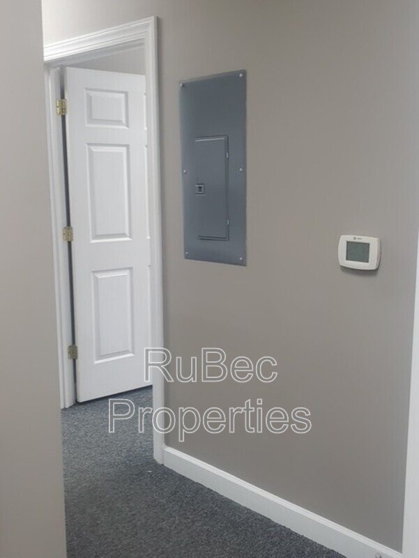 PROFESSIONAL OFFICE SUITE-3 OFFICE SPACES & RECEPTION AREA property image