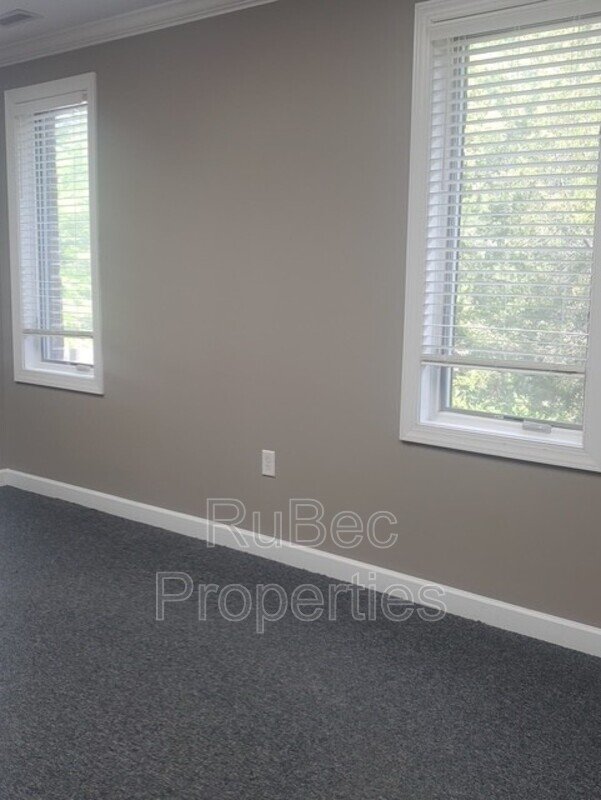 PROFESSIONAL OFFICE SUITE-3 OFFICE SPACES & RECEPTION AREA property image