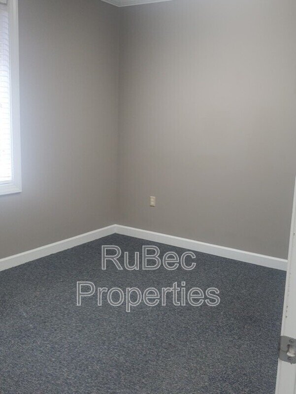 PROFESSIONAL OFFICE SUITE-3 OFFICE SPACES & RECEPTION AREA property image