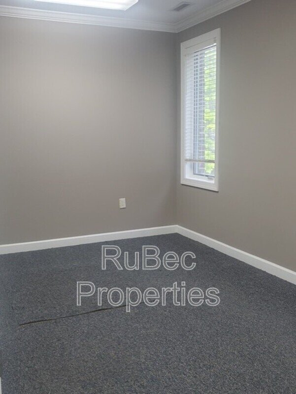 PROFESSIONAL OFFICE SUITE-3 OFFICE SPACES & RECEPTION AREA property image