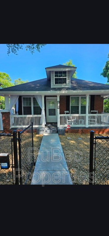 Close to Uptown Condo Feeling..Without the close to Uptown Condo Price! property image