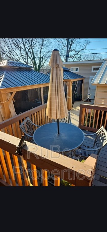 Close to Uptown Condo Feeling..Without the close to Uptown Condo Price! property image