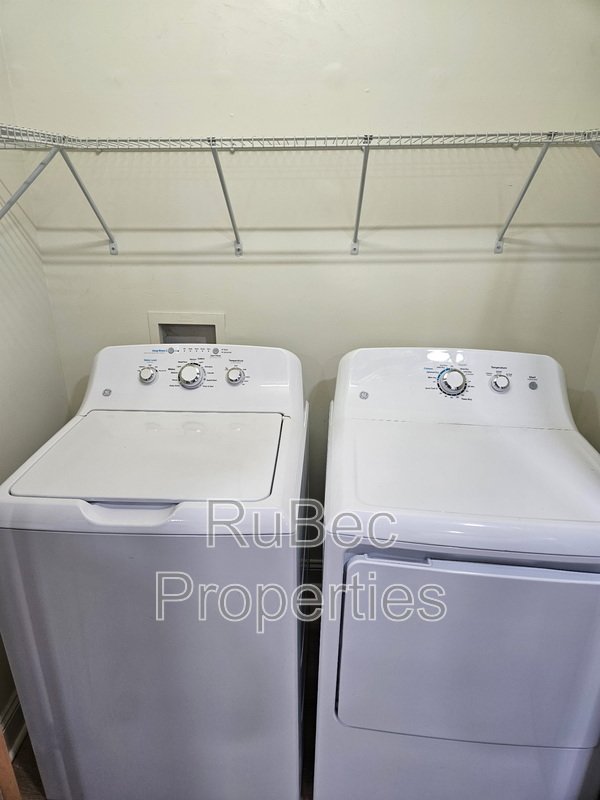 Close to Uptown Condo Feeling..Without the close to Uptown Condo Price! property image