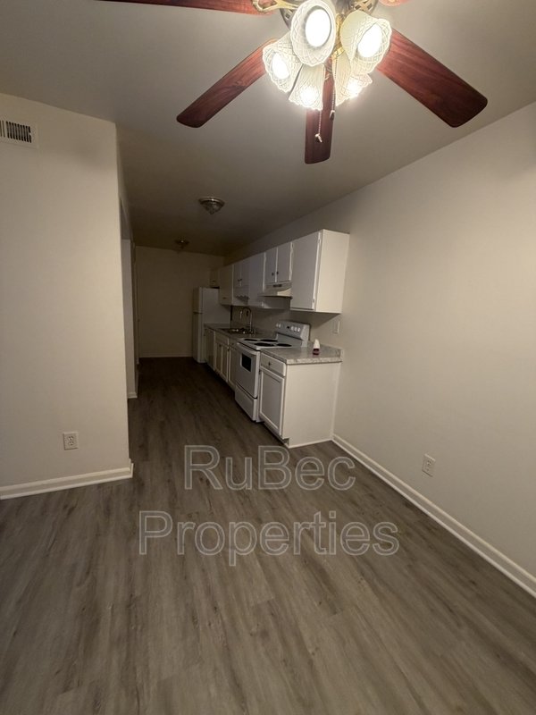 Charming 2 Bedroom, 2 Bath Condo available in South Charlotte! property image