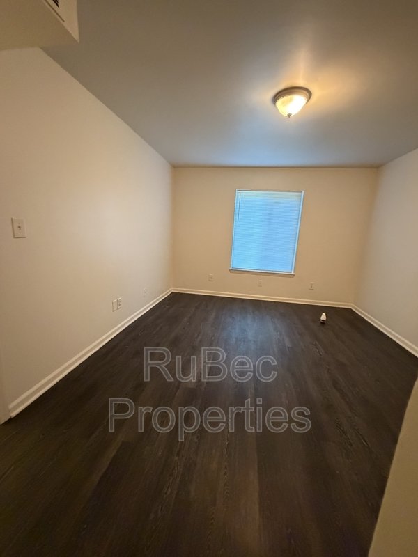 Charming 2 Bedroom, 2 Bath Condo available in South Charlotte! property image