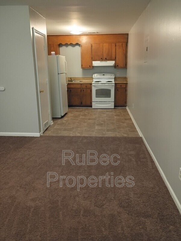 Available Now! 2 bedroom Apartment property image