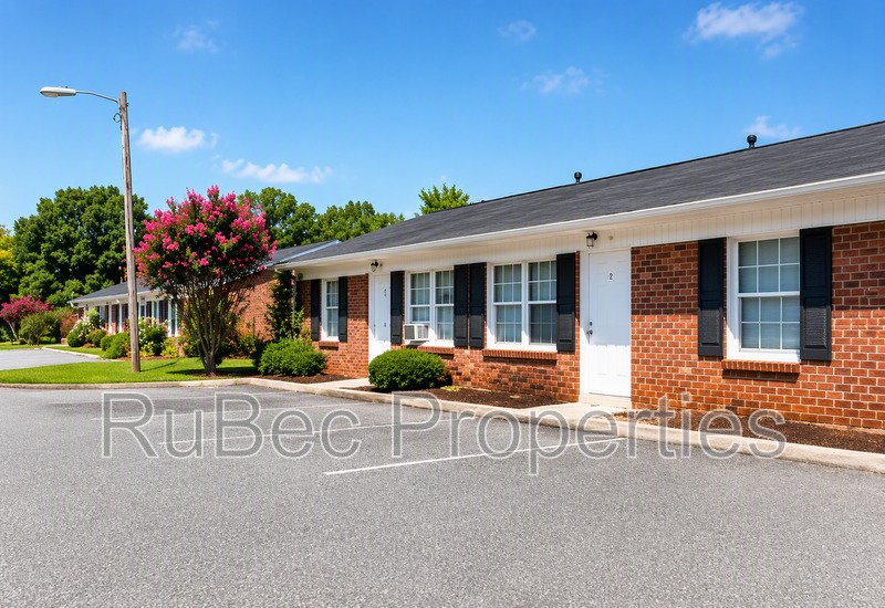 Available Now! 2 bedroom Apartment property image