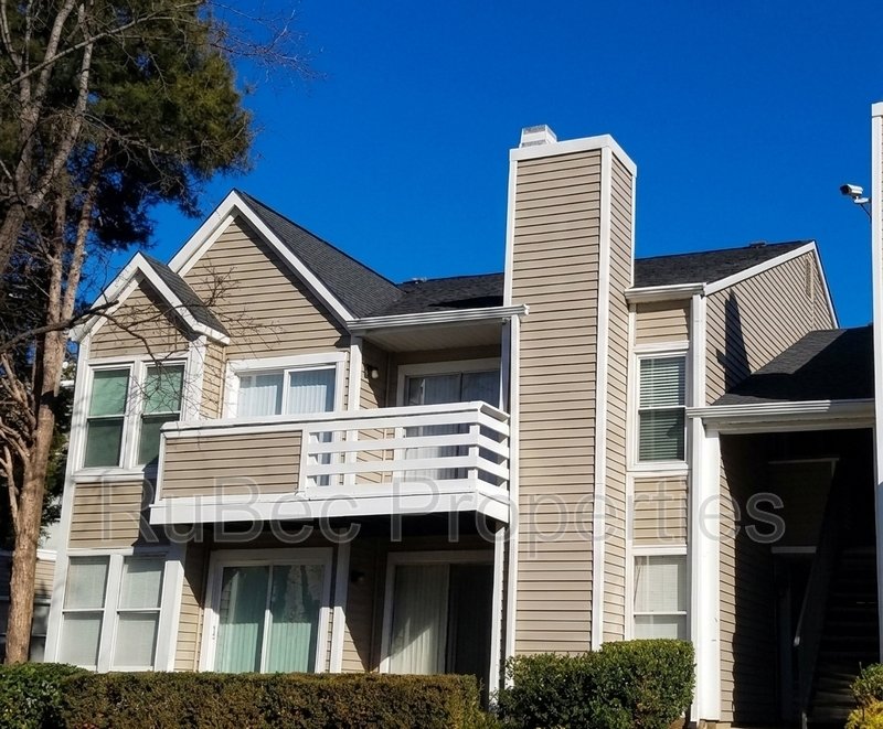 Prime University Area Location-2 Bedroom 2 Bathroom Condo! property image