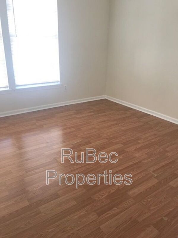 Prime University Area Location-2 Bedroom 2 Bathroom Condo! property image