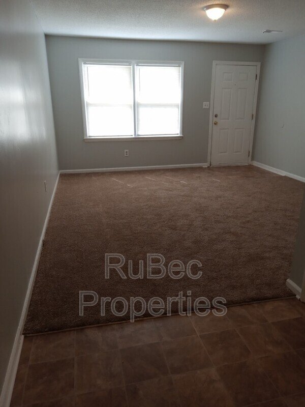 Available!! Two Bedroom Apartment! - Subsidy Accepted property image